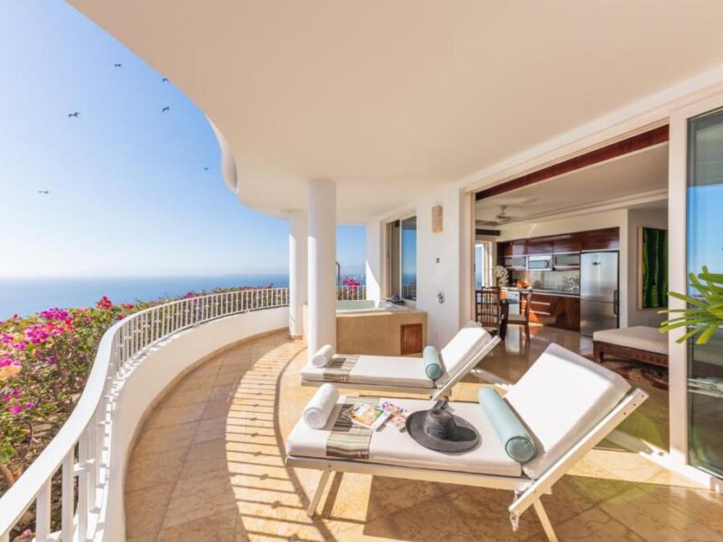 Grand Miramar Master suite (Puerto Vallarta)